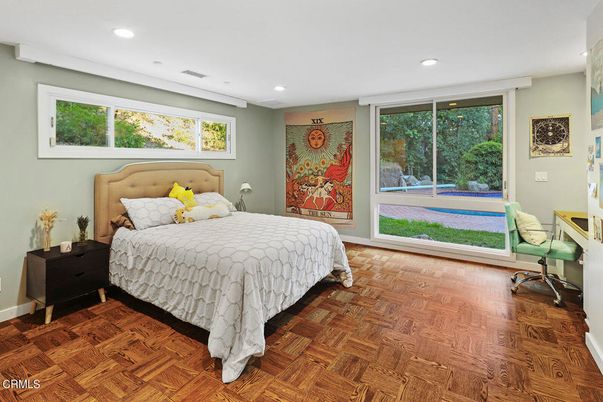 Bedroom, Interior, Recessed Lighting, Wood Texture Flooring