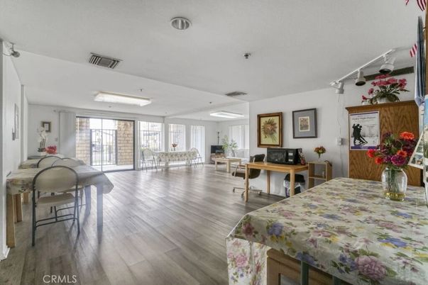 Dining room, Interior, Wood Texture Flooring