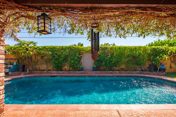 Exterior, Pool