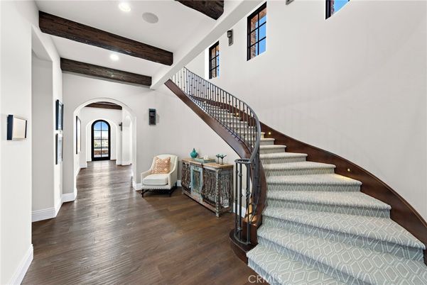 Interior, Recessed Lighting, Wooden Beams, Wood Texture Flooring