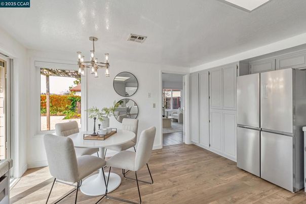 Dining room, Interior, Kitchen, Pendant Lights, Wood Texture Flooring