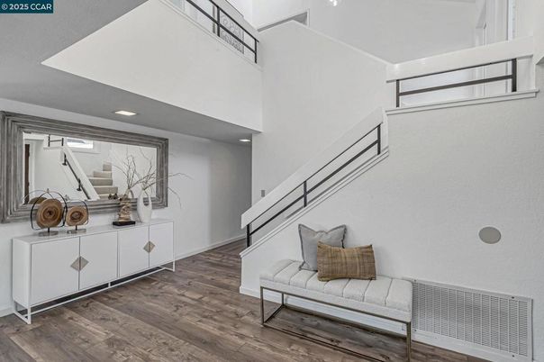 Interior, Recessed Lighting, Wood Texture Flooring