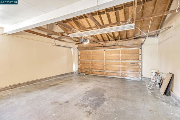 Garage, Interior, Wooden Beams, Wooden Ceilings