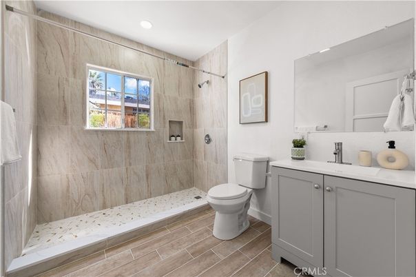 Bathroom, Interior, Recessed Lighting, Wood Texture Flooring