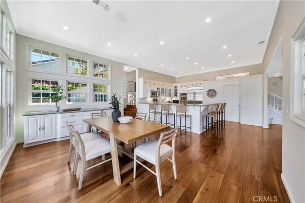 Dining room, Interior, Kitchen, Recessed Lighting, Wood Texture Flooring