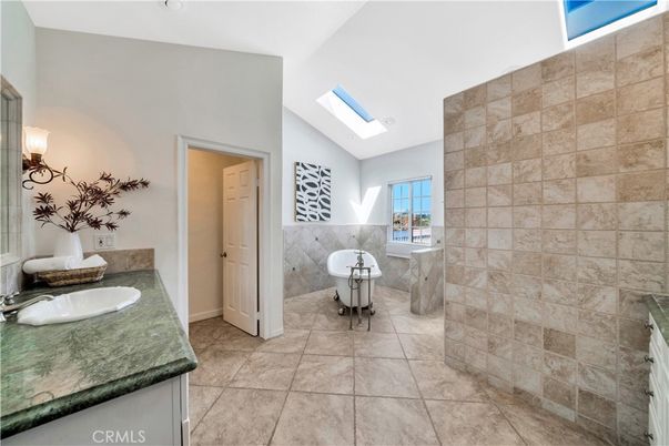 Bathroom, Interior, Stone Walls
