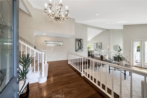 Chandelier, Interior, Recessed Lighting, Wood Texture Flooring