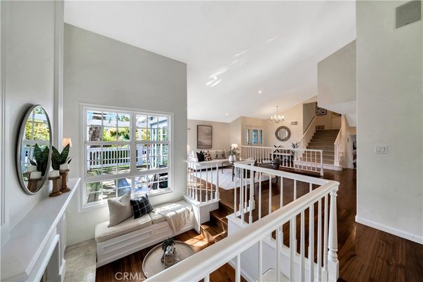 Chandelier, Dining room, Interior, Living room, Recessed Lighting, Wood Texture Flooring
