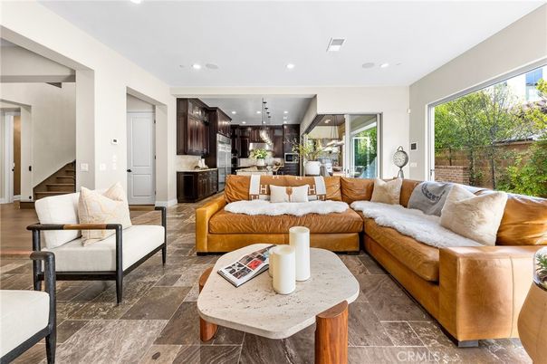 Interior, Kitchen, Living room, Pendant Lights, Recessed Lighting, Stainless Steel Appliances
