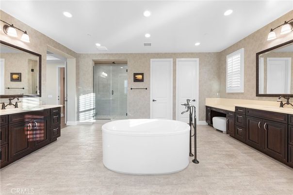 Bathroom, Dual Sink Vanities, Free Standing Baths, Glass Shower, Interior, Recessed Lighting