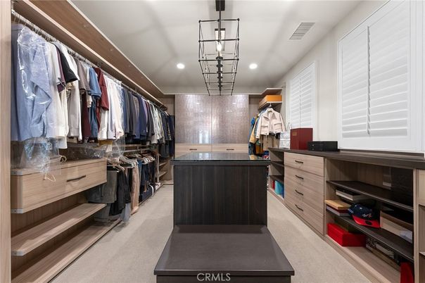 Interior, Pendant Lights, Recessed Lighting, Walk-in Closets