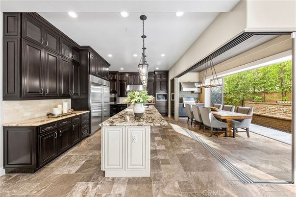 Dining room, Interior, Kitchen, Pendant Lights, Recessed Lighting, Stainless Steel Appliances