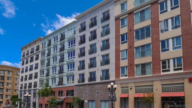 Exterior, Facade, Condo Building