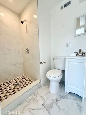 Bathroom, Interior, Marble, Marble Walls, Recessed Lighting