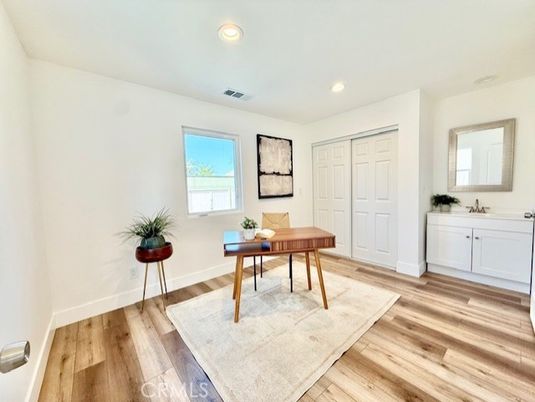 Home Office, Interior, Recessed Lighting, Wood Texture Flooring
