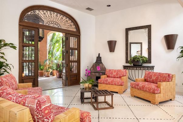 Interior, Living room