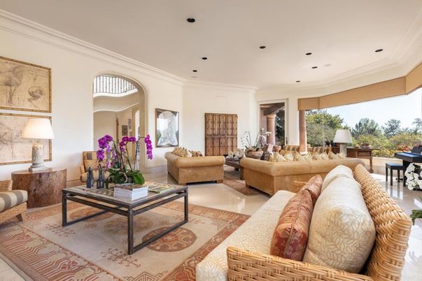Interior, Living room, Piano, Recessed Lighting