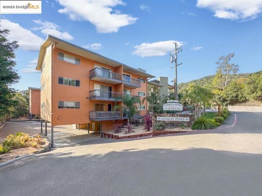 Exterior, Facade, Condo Building