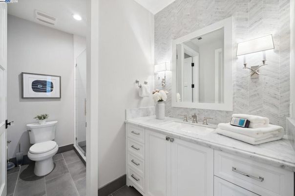 Bathroom, Interior, Recessed Lighting