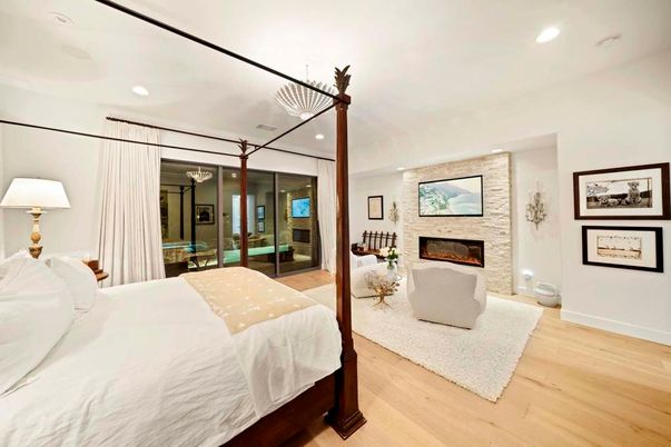 Bedroom, Fireplace, Interior, Recessed Lighting, Wood Texture Flooring
