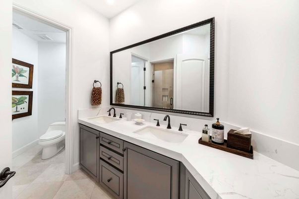 Bathroom, Dual Sink Vanities, Interior, Recessed Lighting