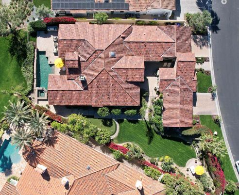 Exterior, Drone