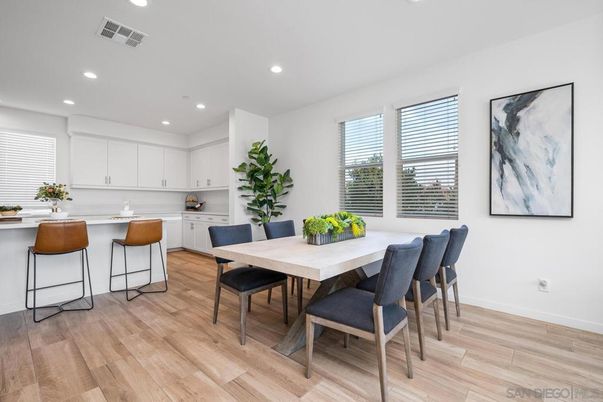 Dining room, Interior, Kitchen, Recessed Lighting, Wood Texture Flooring