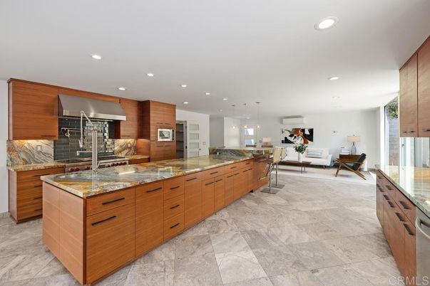 Interior, Kitchen, Living room, Pendant Lights, Recessed Lighting, Stainless Steel Appliances