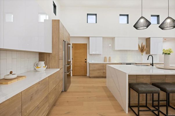 Interior, Kitchen, Pendant Lights, Wood Texture Flooring