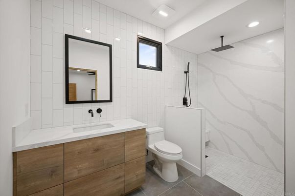 Bathroom, Interior, Marble Walls, Recessed Lighting
