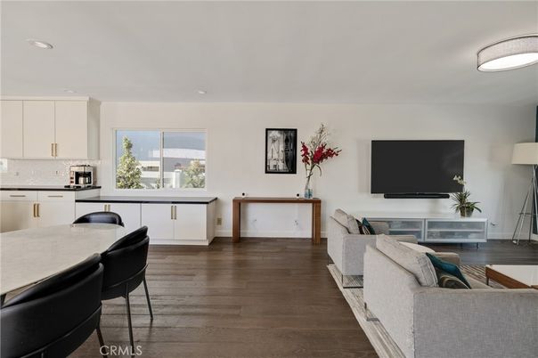 Dining room, Interior, Kitchen, Living room, Recessed Lighting, Wood Texture Flooring