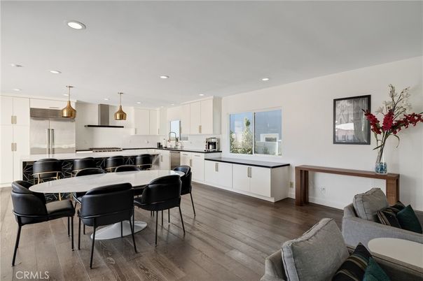 Dining room, Interior, Kitchen, Pendant Lights, Recessed Lighting, Stainless Steel Appliances, Wood Texture Flooring