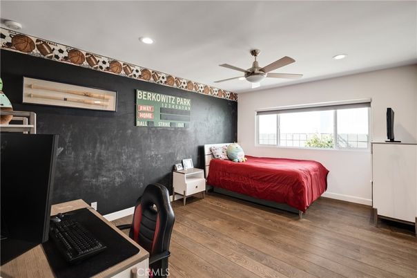 Bedroom, Home Office, Interior, Recessed Lighting, Wood Texture Flooring