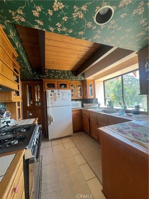 Interior, Kitchen, Wooden Ceilings