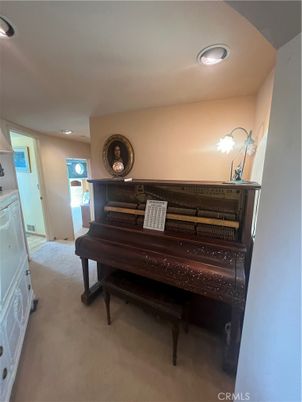 Interior, Piano, Recessed Lighting