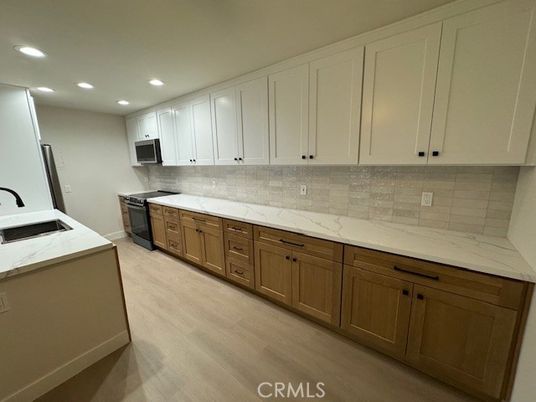 Interior, Kitchen, Recessed Lighting, Wood Texture Flooring