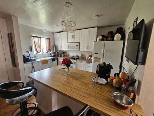 Chandelier, Interior, Kitchen, Recessed Lighting