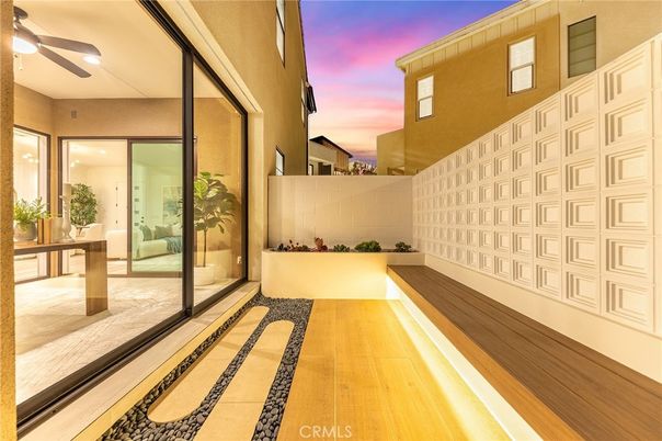 Exterior, Wood Texture Flooring