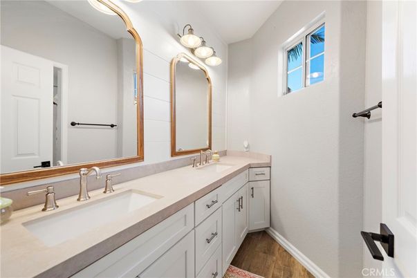 Bathroom, Dual Sink Vanities, Interior, Wood Texture Flooring