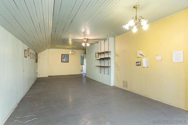 Chandelier, Empty room, Interior