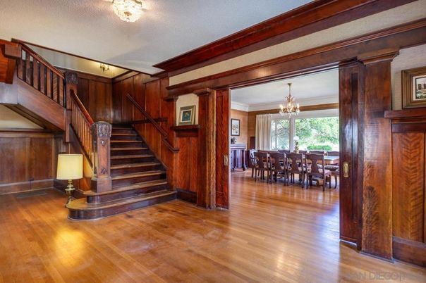Chandelier, Dining room, Interior, Wood Texture Flooring, Wooden Walls