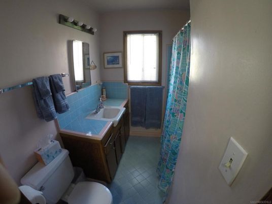 Bathroom, Interior, Tile Countertops
