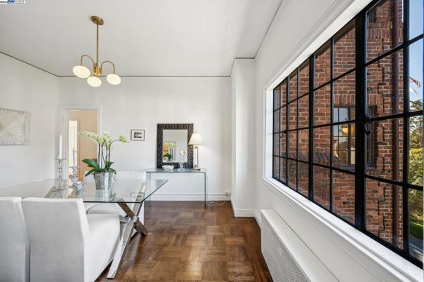Interior, Pendant Lights, Stone Walls, Wood Texture Flooring
