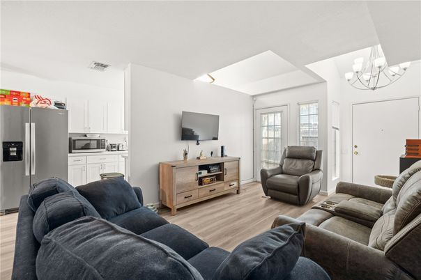 Chandelier, Interior, Kitchen, Living room, Stainless Steel Appliances, Wood Texture Flooring