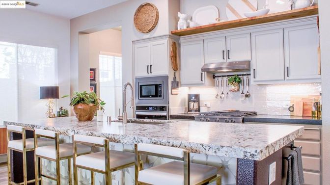 Interior, Kitchen, Stainless Steel Appliances
