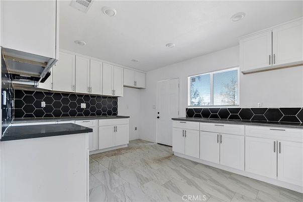 Interior, Kitchen, Marble, Recessed Lighting