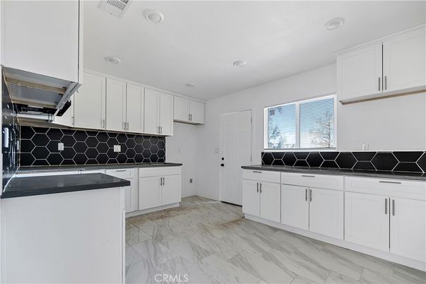 Interior, Kitchen, Marble, Recessed Lighting
