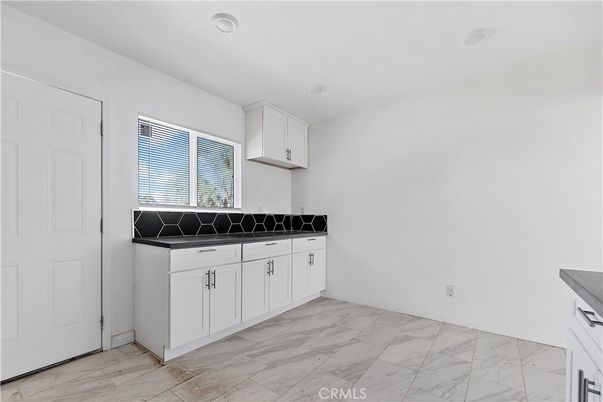 Interior, Kitchen, Marble, Recessed Lighting