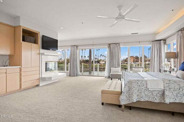 Bedroom, Fireplace, Interior, Recessed Lighting