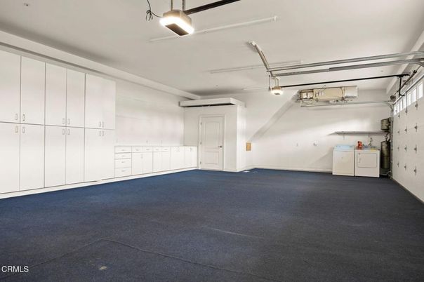 Garage, Interior, Washer